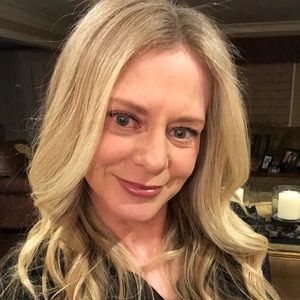 Meet your Posher, Karena